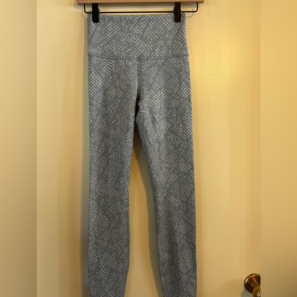 Lululemon Align 28 inch